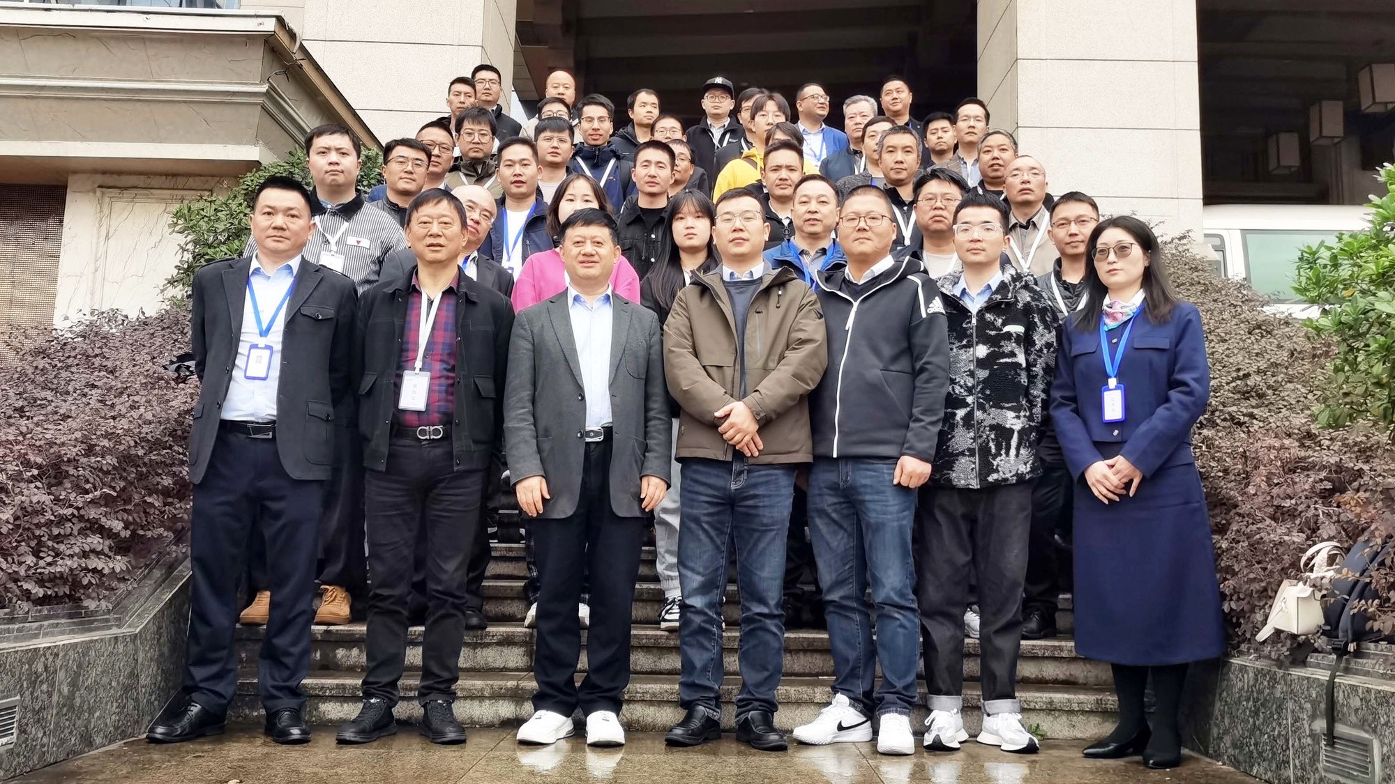 6t����(6TSPORTS)�����Źɷݹ�˾